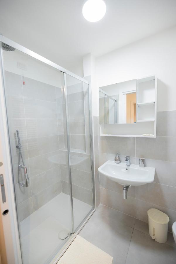 Nuovissimo Bilocale In Zona Navigli/Romolo Apartamento Milão Exterior foto